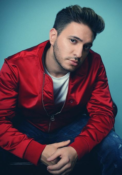 Jonas Blue, O Town, Tracy Chapman, Edm Dj, Latin Men, Country Music Quotes, Blues Artists, Brad Paisley, Johnny Orlando