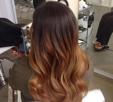 Hair Color Warm, Chestnut Brown Balayage, Hair Color Brown Chestnut, Warm Hair Color, Chestnut Brown Hair, Rambut Brunette, Chestnut Hair, Hair Dyed, Brown Ombre Hair