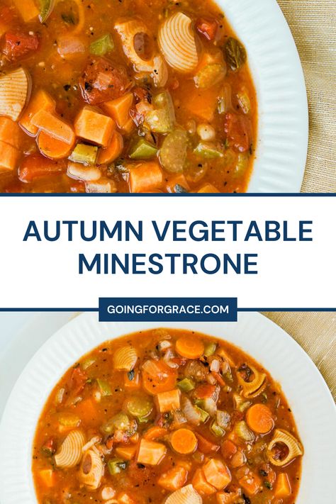 Made with simple and healthy ingredients, this savory Autumn Minestrone Soup is a cool weather favorite! Minestrone Soup Ingredients, Soup Minestrone, Vegetable Minestrone, Minestrone Soup Recipe, Minestrone Soup, Dinner Recipes Easy Quick, Healthy Ingredients, Drying Pasta, Cool Weather