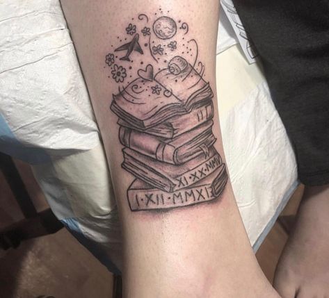 Book lover tattoo Cat On Stack Of Books Tattoo, Teacup And Book Tattoo, Black And White Book Tattoo, Dragon And Books Tattoo, Book Shelf Tattoo, Book And Coffee Tattoo, Book Worm Tattoo, Book Stack Tattoo, Bookshelf Tattoo