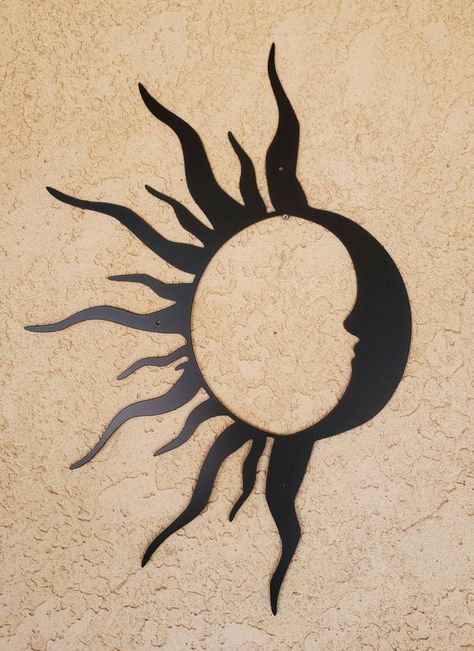 Half Sun Half Moon Metal Art Sign Sun A Blazing Crazy Sun and Moon Design Southwest Theme Metal Art Sign Hot Sun Cool Moon Sign Great for indoors and outdoors Patio decoration Dimensions start at 12 inch Material is 14 gauge steel Ships raw metal (can be painted for a fee) IF YOU HAVE A PICTURE OF A DIFFERENT SUN YOU WOULD LIKE TO SEE IN METAL EMAIL US AT METALMONKEEZ@GMAIL.COM Sun Snd Moon Drawings, Half Sun Half Moon Drawing, Sun And Moon Drawing Ideas, Half Sun Drawing, Half Sun Half Moon Painting, Sun Pictures Art, Half And Half Art, Sun And Moon Outline, Moon Sun Drawing