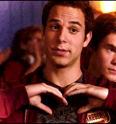 Skylar Astin, Jessie Pitch Perfect, Jesse Swanson Pitch Perfect, Jesse Pitch Perfect, Jesse Swanson, Comfort Films, Perfect Husband, Celeb Crush, Ideal Man