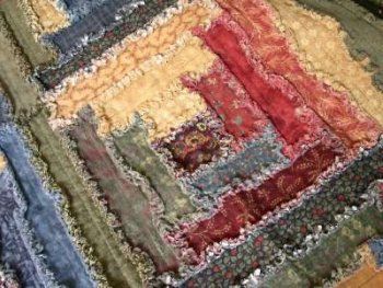 Veteran Quilts, Rag Quilting, Flannel Rag Quilts, Rag Quilt Tutorial, Blanket Patchwork, Rag Quilt Patterns, Knitting Blanket, Log Cabin Quilt Pattern, Log Cabin Quilt Blocks