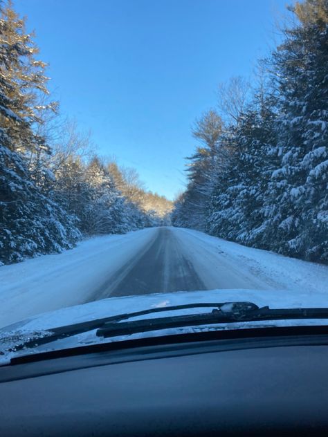 East Coast Winter Aesthetic, Winter In New England, New England Winter Aesthetic, Winter New England, East Coast Winter, Winter In Maine, Romanticizing Winter, Maine Aesthetic, Rangeley Maine