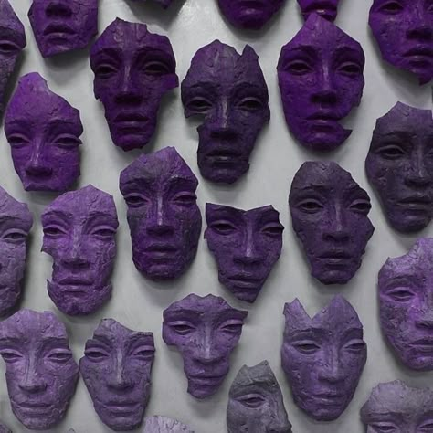 ASSASSIN fallen masks. Mollymauk Tealeaf, Chicas Punk Rock, Everything Is Blue, Mighty Nein, Arya Stark, Arte Inspo, Portrait Sculpture, Feeling Blue, Critical Role