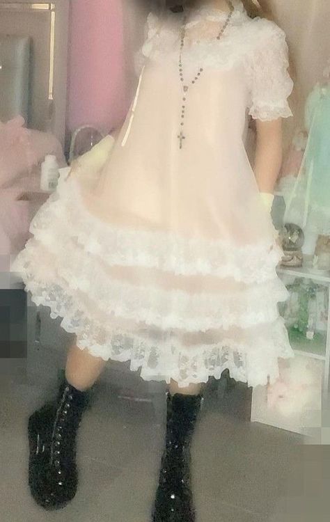 Morute Aesthetic Fashion, Morute Core Outfits, Doll Core Outfits, Ghostcore Outfits, Morute Aesthetic Outfits, Morute Fashion, Doll Aesthetic Outfits, Morute Outfits, Morute Clothes