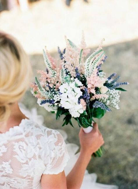 Summer Wedding Bouquets, France Wedding, Beautiful Bouquet, Event Styling, Future Wedding, Bridal Bouquet, Wedding Inspo, Perfect Wedding, Flower Power