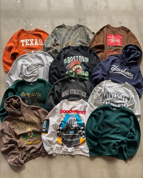 This collection features our full range of vintage clothing. Shop vintage Nike, vintage Champion, vintage Carhartt, and more. Vintage Sweatshirt Nike, Old School Clothes 90s, Vintage Crewneck Outfit, Crewneck Outfit, Vintage Clothing Shop, Carhartt Vintage, Game Environment, Bike Shirts, Shop Till You Drop