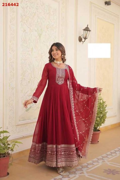 3mm seq Anarkali Embroidery design Maroon Gown, Red Lehenga Choli, Designer Anarkali Dresses, Gown With Dupatta, Designer Anarkali Suits, Designer Anarkali, Anarkali Gown, Party Wear Lehenga, Embroidered Dupatta