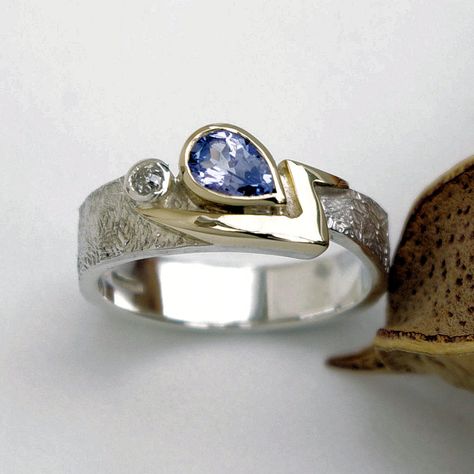 Ceylon Sapphire Ring, Tanzanite And Diamond Ring, Quirky Jewelry, Tanzanite Diamond Ring, Sapphire Rings, Ceylon Sapphire, Tanzanite Ring, Blue Tanzanite, Ring Collection