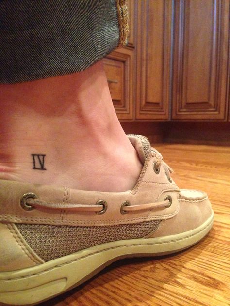 Roman numeral 4 Tattoo - want, it's my lucky/favourite number Number 4 Tattoo, Roman Numeral 4, Roman Numbers Tattoo, Font Tato, Faith Tattoo On Wrist, Roman Numeral Tattoos, Foot Tattoos For Women, Sibling Tattoos, Note Tattoo