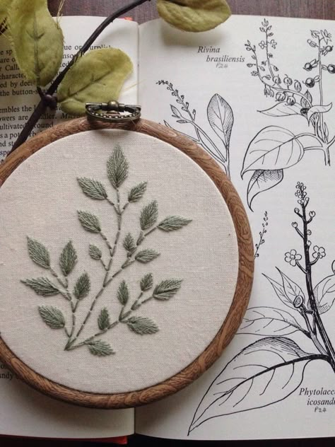 Super simple leaves Embroidery Leaf Pattern, Embroidery Leaves Simple, Spring Collage, Embroidery Leaves, Needle Painting, Embroidery Stitches Beginner, Embroidery Leaf, Embroidery Stitch, Embroidery Patterns Vintage