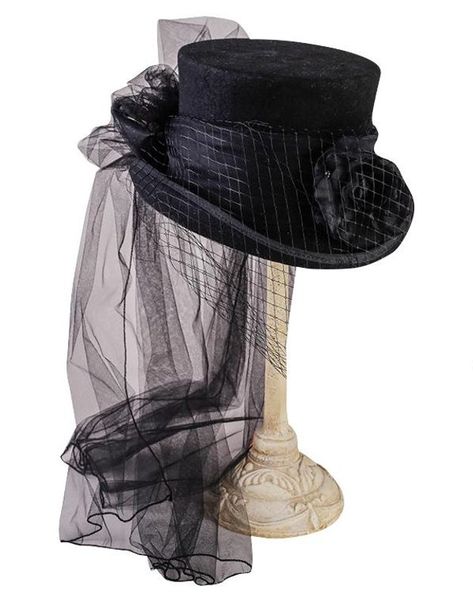 Gothic Equestrienne Top Hat La Femme Classic Female Halloween Costumes, Black Top Hat Women, Steampunk Top Hat Women, Victorian Hats Woman, Steampunk Hats Women, Victorian Halloween Costume, Hat History, Gothic Hats, Top Hat Pattern