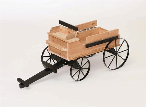 Amish Handcrafted Hitch Wagon Wood Wagon, Amish Crafts, Wagon Wheels, Wheel Craft, Wooden Wagon, Red Cedar Wood, Amish Furniture, Amish Country, Kids Play Area