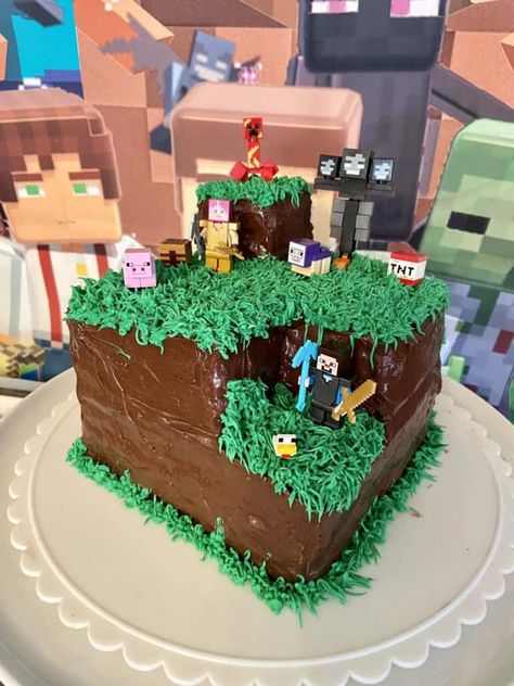 Minecraft Cake Ideas, Minecraft Birthday Decorations, Minecraft Party Ideas, Minecraft Birthday Party Ideas, Minecraft Birthday Cake, Lincoln Birthday, 7th Birthday Party Ideas, 6th Birthday Cakes, Minecraft Birthday Party