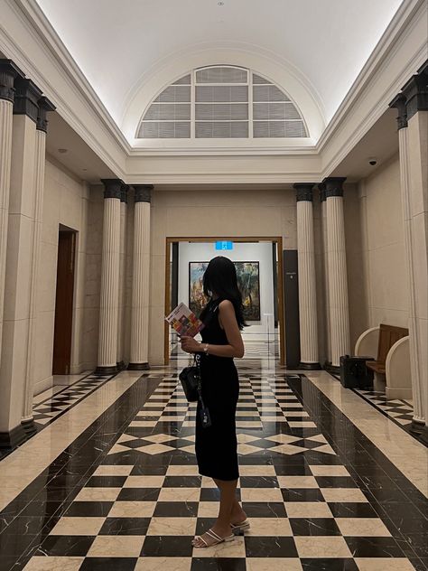 national gallery singapore tourist spot must visit outfit girl woman classy old money date idea National Gallery Singapore, Grad Trip, Singapore Fashion, Singapore Photos, Visit Singapore, Singapore Malaysia, Graduation Photoshoot, National Gallery, Travel Diary