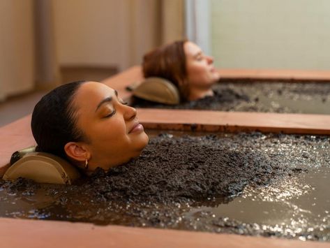 Hydrotherapy Spa, Backyard Resort, Dreams Spa, Mud Bath, Spa Prices, Thermal Spa, Spa Business, Body Spa, Spa Design