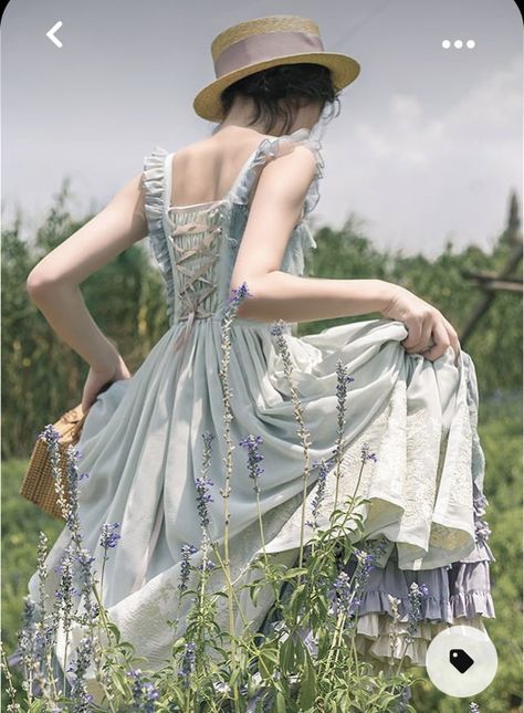 People In Dresses Reference, Cottagecore Dresses, Cottagecore Outfits, Cottagecore Fashion, Grunge Look, Moda Vintage, Boho Vintage, Outfit Casual, Lolita Fashion