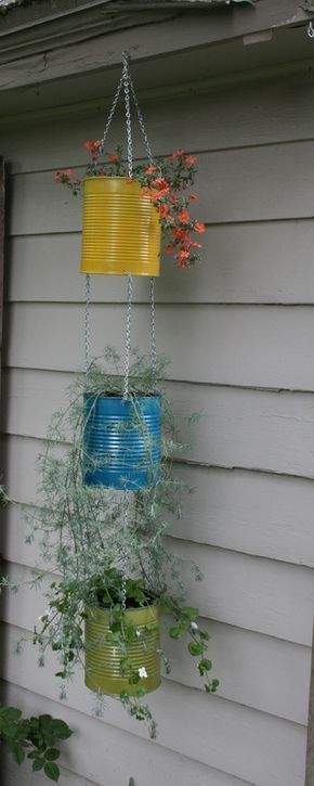 Coffee Can Crafts, Hanging Plants Outdoor, Container Garden Ideas, Hanging Plants Diy, Diy Hanging Planter, Bar Garden, Hanging Plants Indoor, Wall Diy, Garden Porch