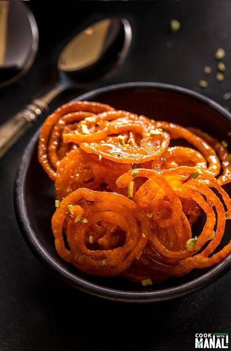 Food For Guests, Sweets Indian, Sweets Photography, Desi Desserts, Bangladeshi Food, Indian Food Photography, Desserts Around The World, Desi Street Food, Desi Things