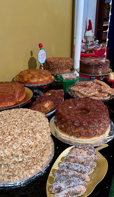 Angolan Food, Angola Culture, Angola Aesthetic, Eating Food Funny, Birthday Planning, African Food, Good Healthy Recipes, Christmas Desserts, Aesthetic Food