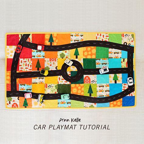 car playmat tutorial - Ann Kelle Ann Kelle Person Sewing, Car Play Mats, Car Quilt, Harry Potter Quilt, Kids Quilts, Fabric Sewing Patterns, Friday Favorites, Matchbox Cars, Fabric Toys