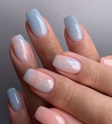 Ongles Baby Blue, Nail Art Bleu, Light Blue Nail Designs, Light Blue Nails, Baby Blue Nails, Tropical Nails, Ombre Acrylic Nails, Blue Nail Art, Blue Nail Designs