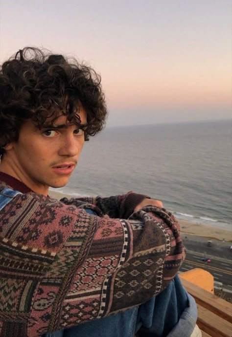 Jack Dylan Grazer, Jack G, Attractive Guys, Timothee Chalamet, Beautiful Person, Reading List, Future Boyfriend, Celebrity Pictures, Celebrity Crush