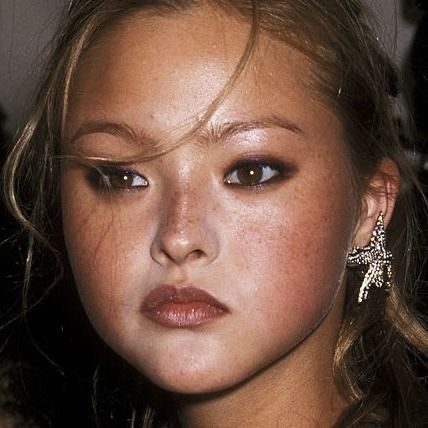 Devon Aoki Icon, 2000 Makeup, Round Face Makeup, 90s Makeup, Devon Aoki, Swag Makeup, The 2000s, Asian Makeup, Brow Gel