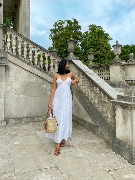 Greece Vacation Outfit, White Maxi Dress Outfit, Money Dress, Vacation Maxi Dress, White Dress Outfit, Maxi Outfits, Maxi Dress Outfit, Dress Aesthetic, Summer Dress Outfits