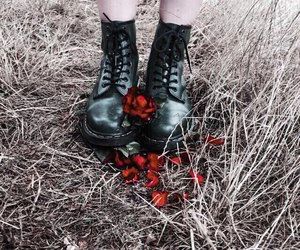 Combat boots // Maeve @wastelandsaga Rwby Aesthetic, Carmilla Karnstein, Lucy Aesthetic, Aradia Megido, Rwby Ruby Rose, Jane Lane, Rose Wilson, Rose Lalonde, Blue Sargent