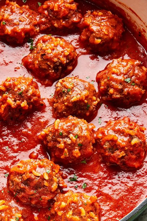 Porcupine meatballs!? These beef meatballs look like little porcupines because of the way the grains of rice stick out of them. Served in a light and easy red sauce, it’s a fun take on a classic. Easy Red Sauce, Porcupine Meatballs Recipe, Porcupine Meatballs, Red Sauce Recipe, Meatballs And Rice, The Modern Proper, Modern Proper, Freezable Meals, Canned Tomato Soup