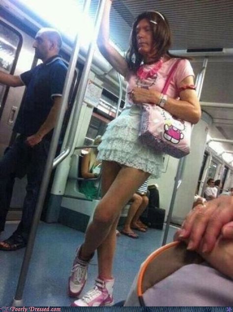 And he does a mean pole dance! Fashion Fail, Johnny Depp, Poorly Dressed, Image Meme, New York Subway, Crazy People, Bye Bye, Look At You, Bones Funny