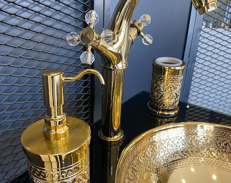 Luxury Bathroom Set , Luxury Gold Bathroom Set , Golden Bathroom Set,glass Bath Set - Etsy Black Master Bath, Brass Countertop, Large Bathroom Ideas, Gold Bad, Gold Kitchen Accessories, Brass Bathroom Faucets, Gold Faucet, Countertop Sink, Soap Container