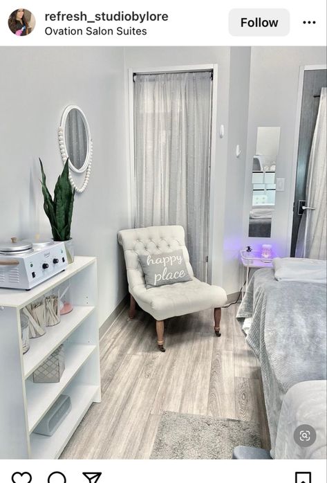 Wax Room Interior Design, Wax Spa Ideas, Esthetician Room Paint Colors, Esthetics Room Set Up Skincare Tools, Esthetician Wax Set Up, Wax Salon Ideas, Sugaring Room Ideas, Esthetician Room Color Scheme, Wax Specialist Room