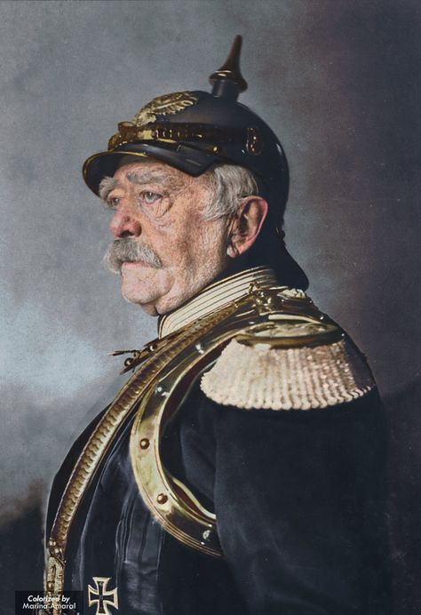 Otto Von Bismarck, 1871. Otto Von Bismarck, Military Uniform, Gold