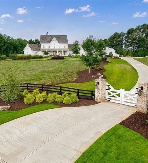 Farm Gates Entrance, Sophisticated Farmhouse, Barn Pool, Canton Georgia, Driveway Entrance Landscaping, Farm Entrance, Dream Farmhouse, Driveway Entrance, Farm Gate