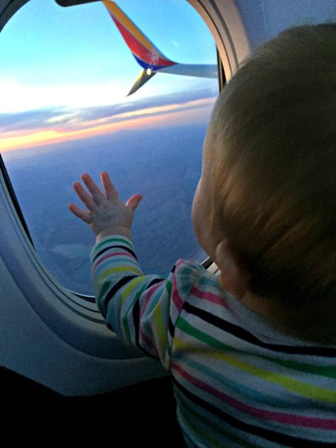 Our best tips for stress-free flying with baby, from booking your flight to at the airport. // Traveling with Baby | Flying with Infant | Travel with Kids | What to Pack | Air Travel | Plane Travel | Infant Seat | Family Travel | Fly Baby Baby Plane Travel, Toddler Plane Travel, Flying With Baby, Fly Baby, Infant Seat, Travel With Baby, Plane Photos, Travel Plane, Travel Pose