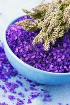 PURPLE WITCH SALT: In a Mortar and Pestle, blend together Sea Salt, Purple Herbs and Flowers of your choice, such as Lavender or Lilac... Salt Magick, Witch Salt, Purple Salt, Witch's Cottage, Purple Food Coloring, Purple Witch, Witchy Tips, Wiccan Crafts, Pagan Crafts