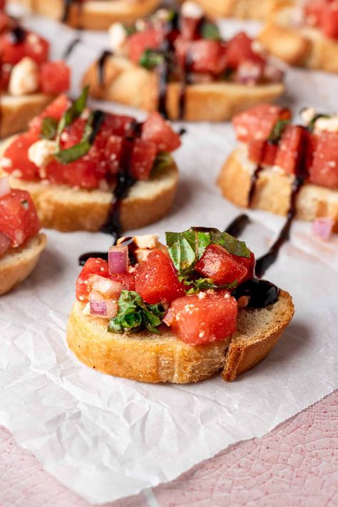 Close up of watermelon bruschetta on a toasted crostini. Watermelon Bruschetta, Bruschetta With Feta, Bruschetta Appetizers, Watermelon Appetizer, Watermelon Salsa Recipe, Vegetarian Appetizers Easy, Bruschetta Appetizer, Balsamic Glaze Recipes, Italian Appetizer