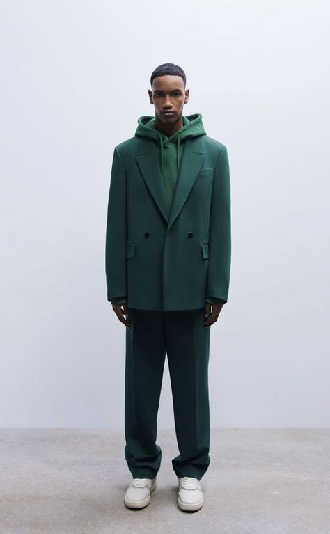 Monochromatic Outfit Men, All Green Outfit, Coordinates Outfits, Apparel Design Inspiration, Mens Smart Casual Outfits, Monochromatic Fashion, Color Blocking Outfits, Monochromatic Outfit, Smart Casual Men