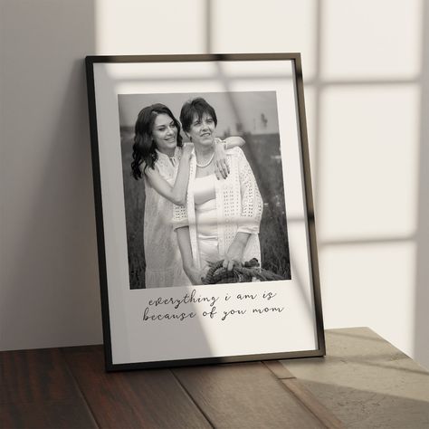 Sentimental Gift Ideas For Mom, Christmas Gifts For Mom From Daughter, Sentimental Gift Ideas, Personalized Family Gifts, Customized Photo Gifts, Custom Poster, Photo Poster, Photo Gift, Grandparent Gifts