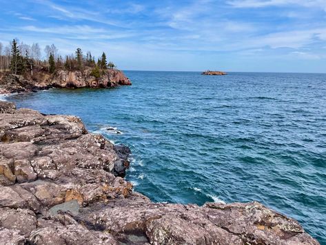 Discover the very best North Shore, MN eats, hikes, shops, beaches, and mores. Make your next Lake Superior road trip extra memorable with these local suggestions that go off the beaten track. The post 25 Best North Shore, MN Stops You Don’t Know About appeared first on Beyond Yellow Brick Blog.