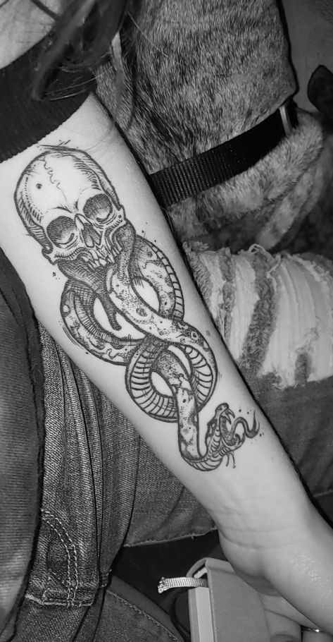 Dark Mark Tattoo, Tatts Ideas, Maria Tattoo, Dark Mark Tattoos, 2023 Drawing, Cobra Tattoo, Tattoo 2024, Mark Tattoo, Tattoo Design Ideas