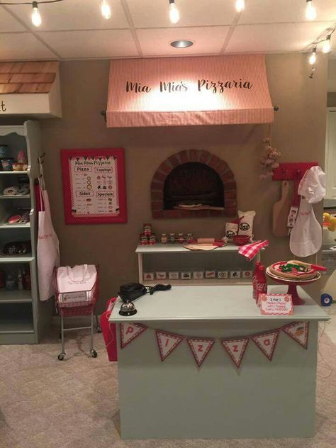 Play Pizza Shop, Diy Kids Play, Kids Indoor Playhouse, Grandkids Room, Kids Restaurants, Diy Kids Furniture, Indoor Playhouse, Diy Playhouse, Pizza Shop