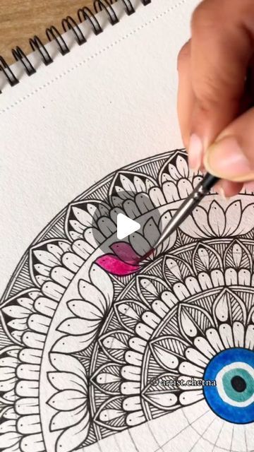 Mandala Colouring Ideas, Mandala Zentangle Art, Colour Mandala Drawing, Colorful Mandala Drawing Easy, Mandala Art Design Colour, Mandala Doodle Art Design, Composition Drawing Painting, Mandala Art Videos, Modern Mandala Art