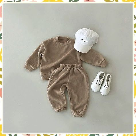 Discover the latest trends in baby boy clothes with these 9 adorable ideas for stylish moms. From cute onesies to trendy outfits, find the perfect pieces to dress your little one in style. Whether you're shopping for everyday wear or special occasions, these baby boy clothes are sure to make a statement. Shop now and elevate your baby's wardrobe! Baby Boy Clothes Ideas, Stylish Baby Boy Outfits, Stylish Baby Clothes, Cute Onesies, Stylish Mom, New Baby Boys, Baby And Toddler, Boy Clothes