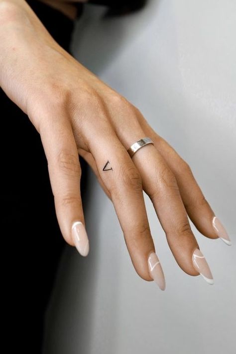 Finger Letter Tattoos, V Letter Tattoo, F Tattoo, Middle Finger Tattoos, V Tattoo, Minimalist Tattoo Ideas, P Tattoo, Finger Tats, Finger Tattoo For Women