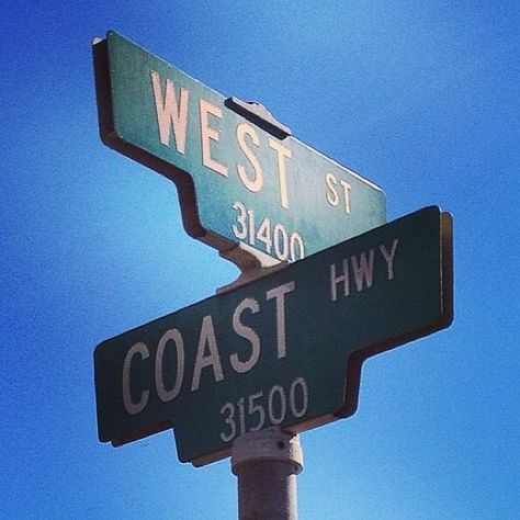 West coast West Coast Hip Hop Aesthetic, East La Aesthetic 90s, East Coast Rap Aesthetic, West Coast Aesthetic Rap, G Funk Aesthetic, Old School Hiphop Aesthetic, Bay Area Aesthetic Hip Hop, West Coast Art, 90s West Coast Aesthetic