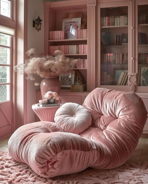 Dream Room Decor, Bedroom Seating Area, Nice Room, Pink Living Room, Bedroom Seating, Home Library Design, Apartment Life, Library Design, Girl House